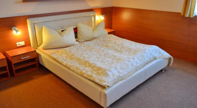 Penzion Mirabel, Rezervovat Hotel Hotely v Žilinský kraj s parkováním, Parkování