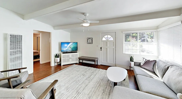 Gillespie Unit B - 3 Br Duplex