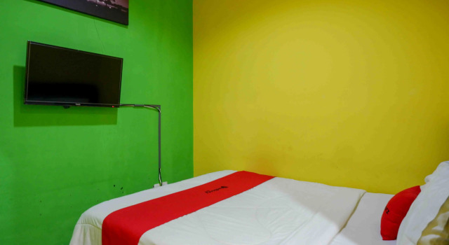 RedDoorz near Bandara Adi Soemarmo Solo