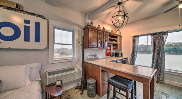 Апартаменты Lakefront Studio Guest Home on Hermann Wine Trail!
