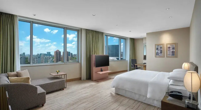 Двухместный номер Standard с видом на город Four Points by Sheraton Shanghai, Daning
