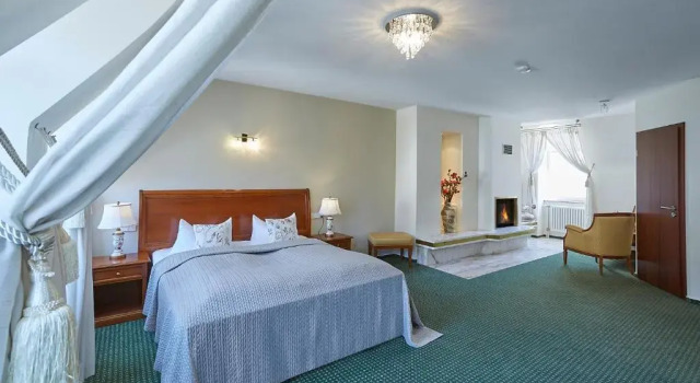 Апартаменты Hotel Beek by Anna