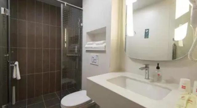 Ibis Xi'an North Second Ring Mingguang Road Hotel, Buchen Sie Hotel Xi'an Shaanxi