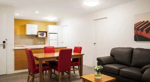 Апартаменты Standard c 1 комнатой The Old Woolstore Apartment Hotel