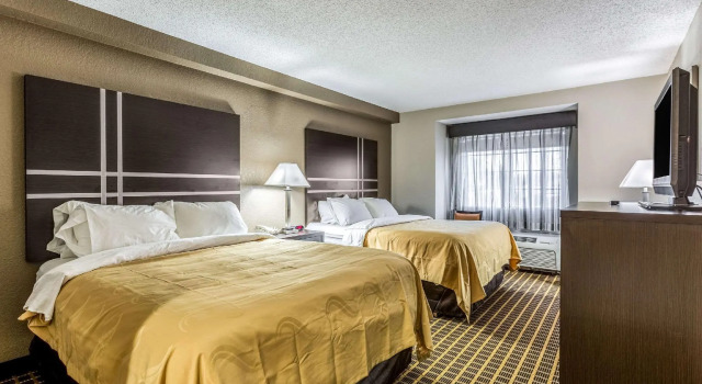 Четырёхместный номер Standard Quality Inn & Suites West El Paso I-10