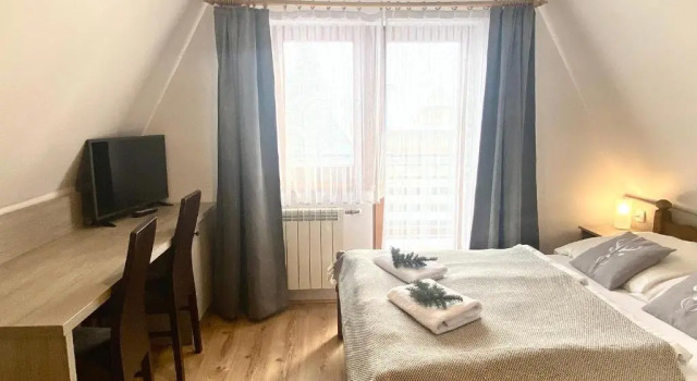 Dom Wypoczynkowy Julia, Book Hotel Hotels in Tatras with Parking, Parking