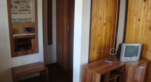 Trifon Zarezan Family Hotel, Book Hotel Hoteller i Kardzhali med pool, Swimmingpool