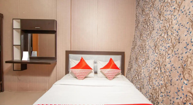 Люкс OYO 2310 Residence 68