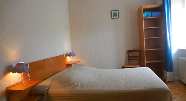 Hotel Magne, Забронировать Отель Сен-Сатурнен Auvergne Volcanoes