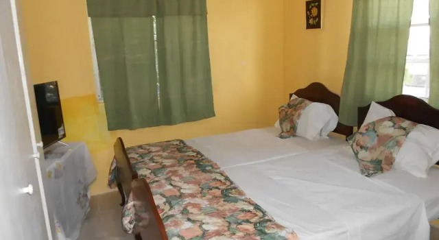 Łóżko w pokoju wieloosobowym (pokoju wieloosobowym żeńskim) JO J'S Hostel