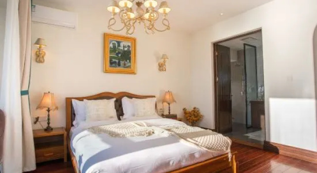 Двухместный люкс с видом на море Heqi Lake View Hotel