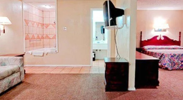 Kingsley Inn  Suites, Забронировать Отель Гарленд Dallas - Fort Worth Metropolitan Area