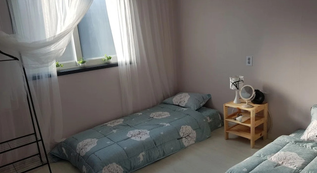 We Home Guesthouse - Hostel