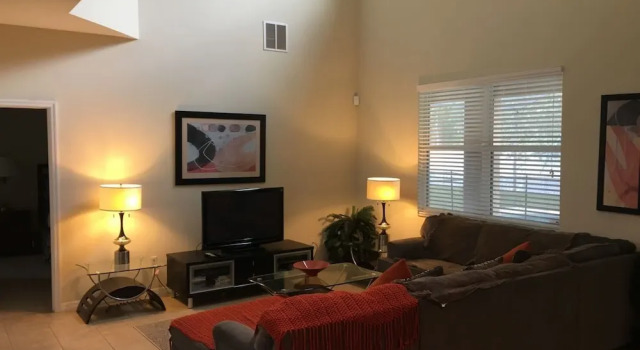 Stunning 6 bed Home With Modern Decor and own Private Pool, Rezerwuj Hotel Kissimmee Kissimmee