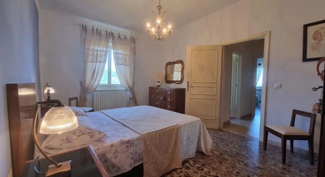 Splendid independent villa surrounded by nature, Buchen Sie Villa Marliana Toskana