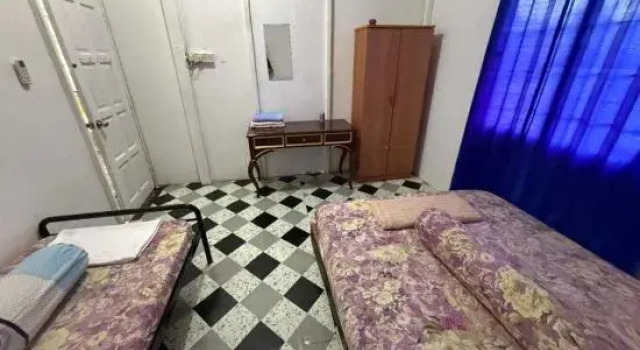 Трёхместный люкс OYO 91270 Sabsa Homestay