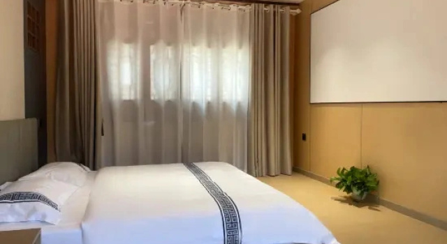 Люкс Deluxe Old Street Homestay