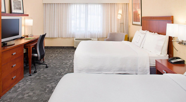 Четырёхместный номер Standard Courtyard by Marriott Paso Robles