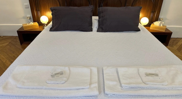 Chambre de charme au coeur de Valence, Rezerwuj Bed and Breakfast Valence Gard