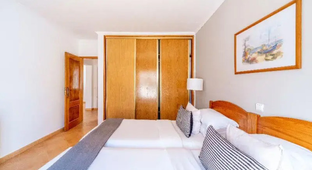 Апартаменты c 1 комнатой с балконом Oasis Beach Apartments