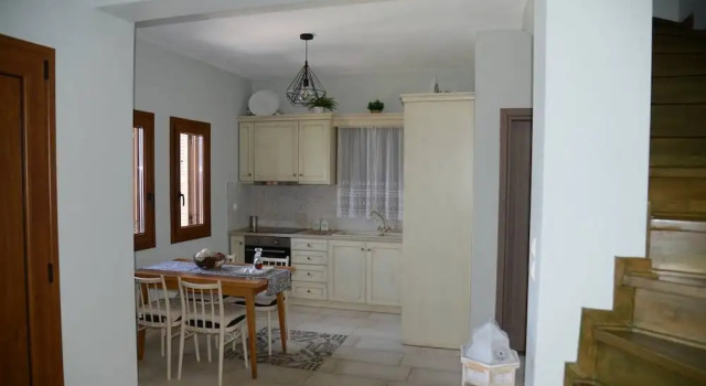 Ira Charming apt with stunning view, Book Hotel Almyros Thessalia