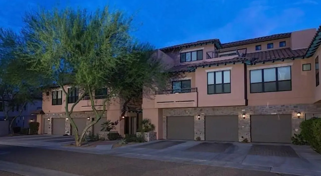 The Keep at La Verne By Signature Vacation Rentals, Foglalás Apartman Desert View Scottsdale