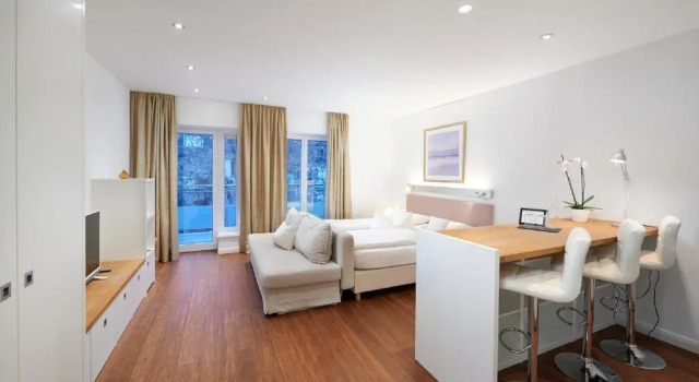 35qm Deluxe Apartment Suites im Stil Design Hotel Vosteen Nähe der Kaiserburg, Забронировать Апартаменты/квартира Отели Нюрнберга с парковкой, рядом с Городской музей Фембохаус, Парковка