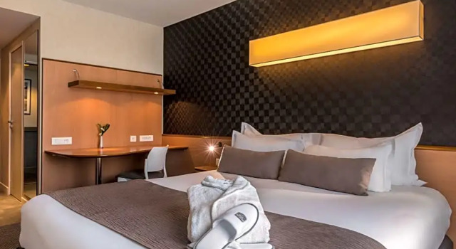 Номер Executive Best Western Plus Paris Saclay