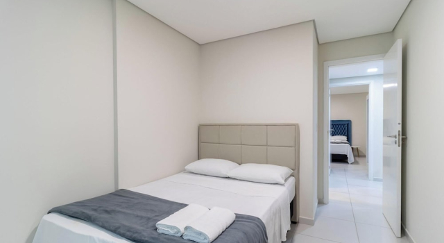 Apt 650m From Ingleses Beach Etd0101