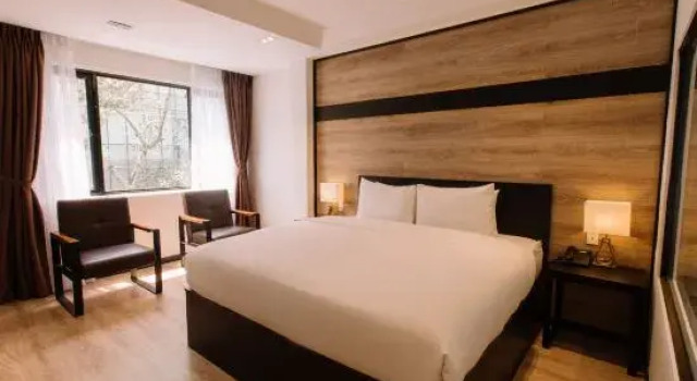 Семейный номер Standard с красивым видом из окна Chotel Ben Thanh