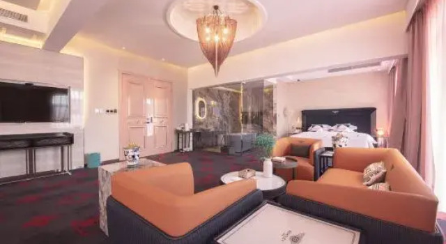 Люкс Luxury Swire Hotel
