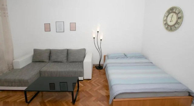 Downtown 3 Bedroom Apartment, Забронировать Апартаменты/квартира Сараево Сараевский кантон, рядом с Old Sarajevo Clock Tower
