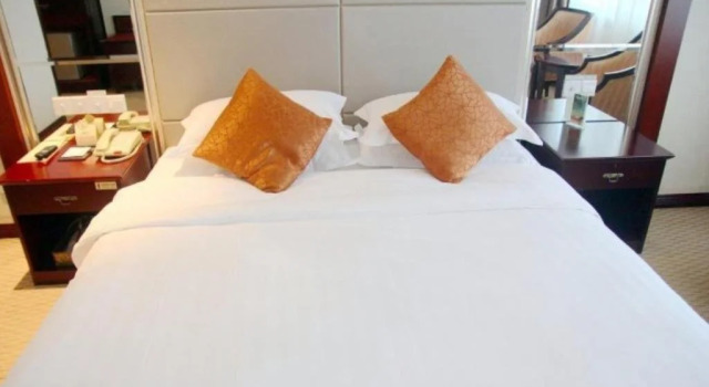 Jiangyin Life Island Hotel, Book Hotel Hotels in Jiangyin with a Pool, Swimming Pool