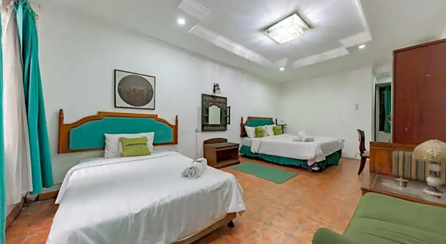 Семейный люкс Urbanview De Ethnic Hotel Bandung