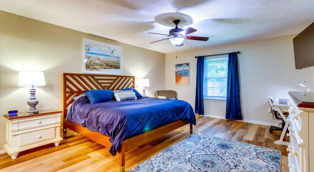 Коттедж Gulf Breeze Oasis w/ Patio, Grill & Beach Chairs
