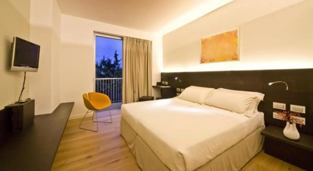 Mod 05 bike hotel