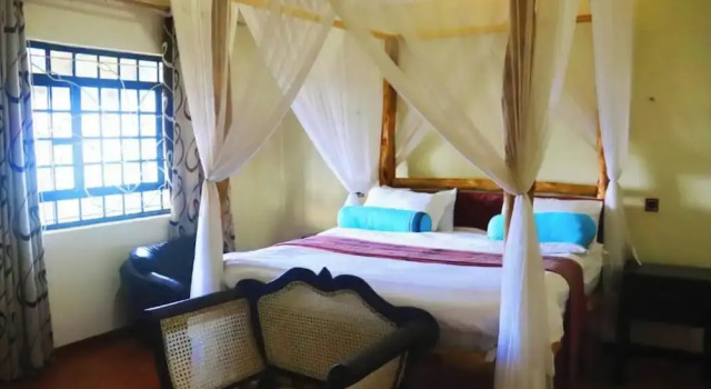 Saba House & Lodges