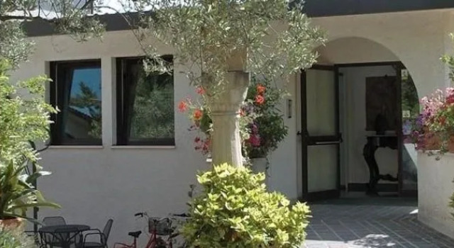 Country Hotel Le Rocce, Забронировать Отель Отели Озера Тразимено с завтраком, Завтраки