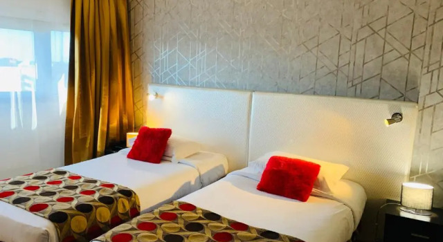 Номер Premium Grand Hôtel de Nîmes 4 étoiles
