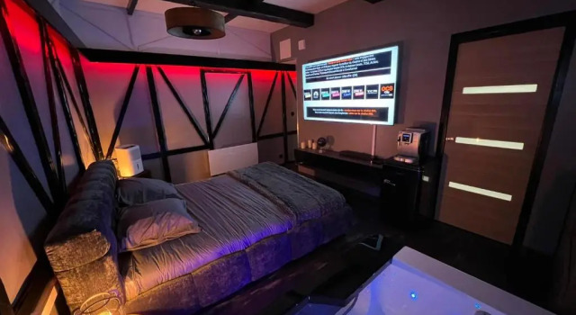 luxury Room, Varaa Hotelli  