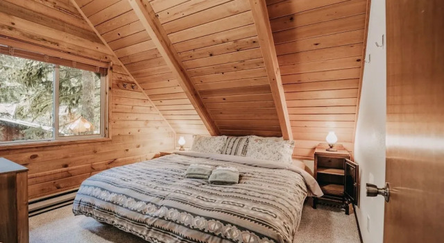 35sl - Air Conditioning - Pets Ok - Fireplace - Sleeps 6 3 Bedroom Home by RedAwning, Rezerwuj Dom wakacyjny Glacier Stany Zjednoczone