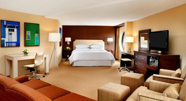 Полулюкс c 1 комнатой с видом на город Sheraton Hotel Newfoundland