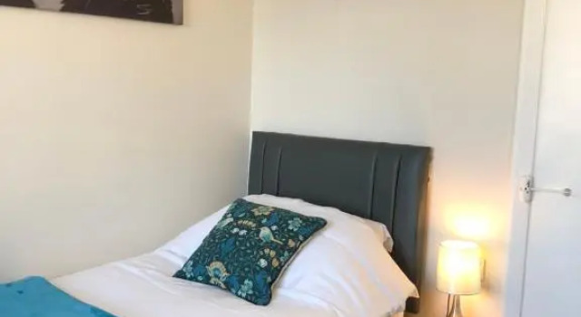 Standard Zimmer High Ways House