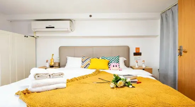 Семейный люкс с 3 комнатами Zizaiju Serviced Apartment