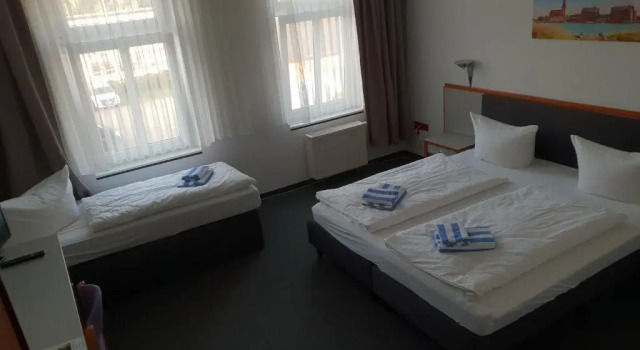 Трёхместный номер Standard Appartement-Hotel Rostock