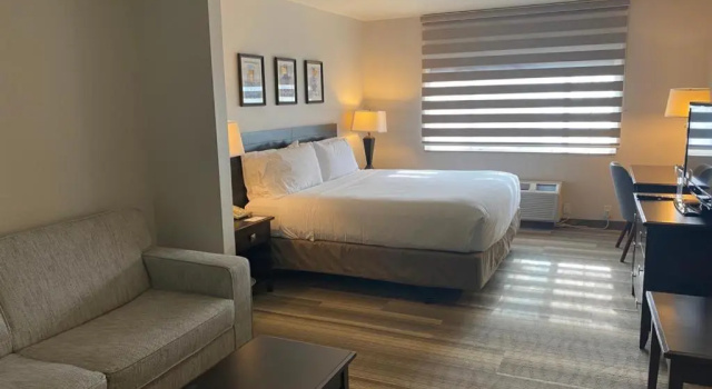 Двухместный номер Deluxe Hotel Marguerite South Anaheim - Garden Grove, Trademark Collection by Wyndham