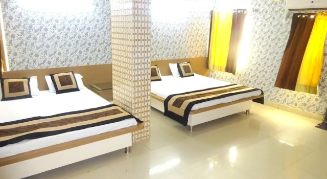 Hotel Raj Palace by Sky Stays, Rezervovat Hotel Dwarka Gujarat