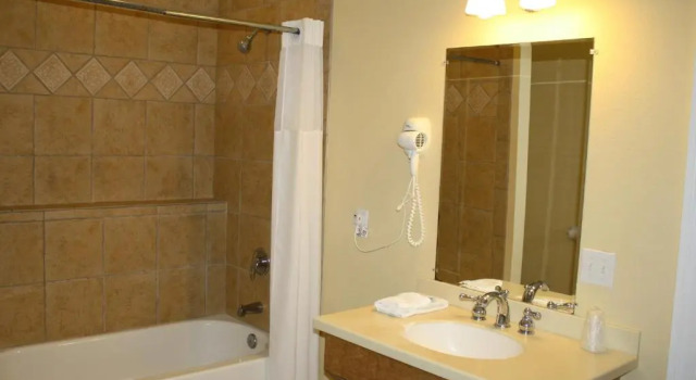 Четырёхместный номер Standard oceanfront Cape Hatteras Motel