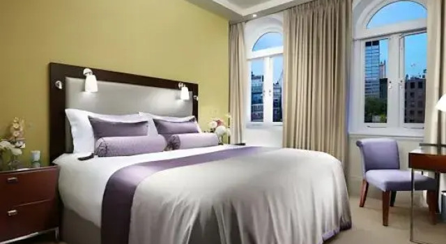 Двухместный Junior Suite Deluxe Taj 51 Buckingham Gate Suites and Residences