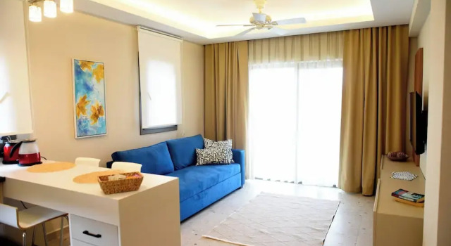 Люкс с красивым видом из окна Mozaik Swim Up Hotel and Apartments